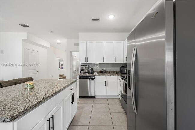 Building Photo - 13353 SW 250th Terrace