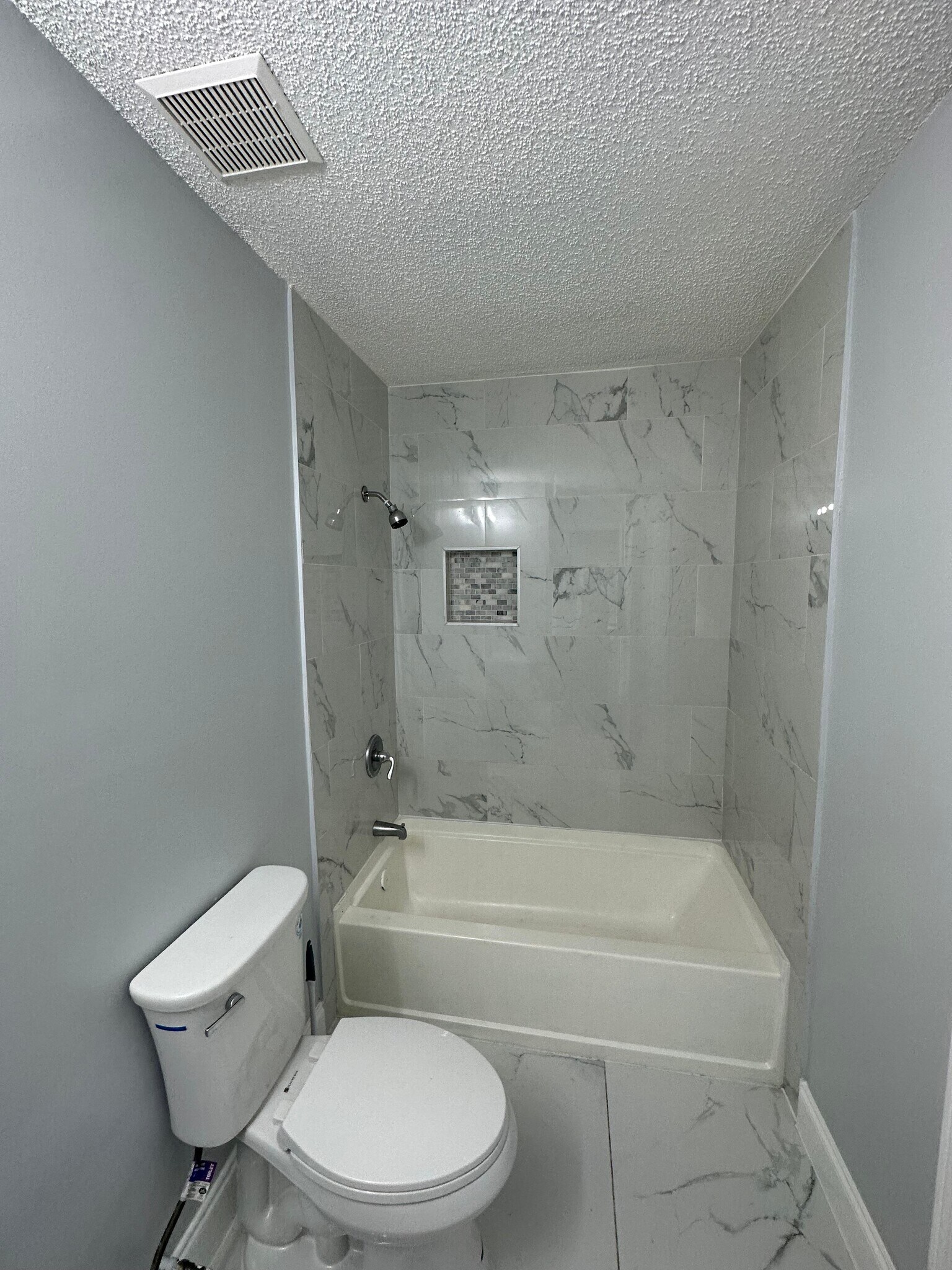 Building Photo - 10973 Traci Lynn Dr