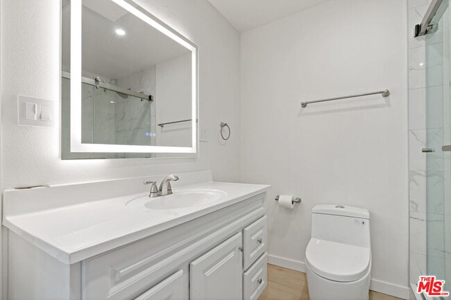 Building Photo - 23906 Darbun Dr
