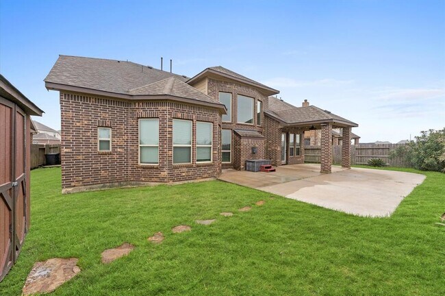 Building Photo - 31134 Pecan Creek Dr