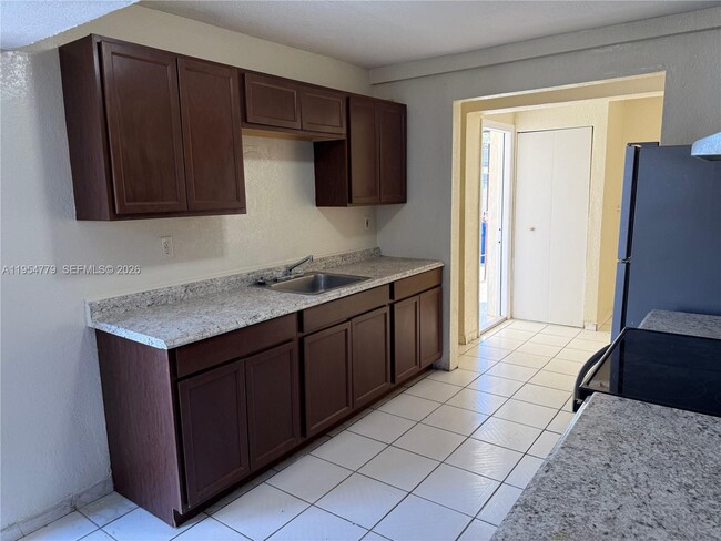 Building Photo - 19313 NW 47th Ave