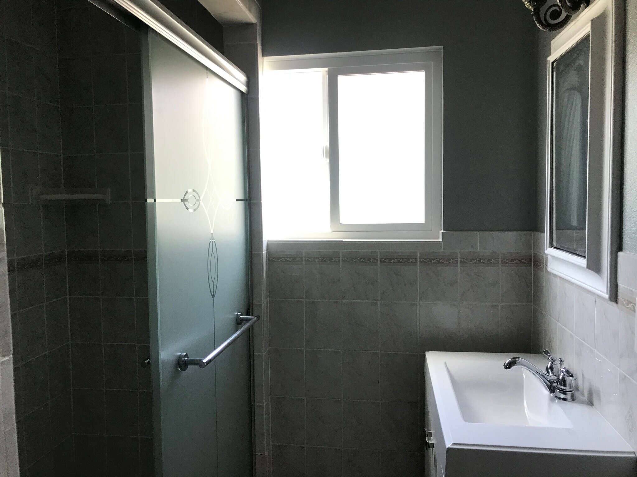 newly renovated bathroom - 8432 Norwood Plz