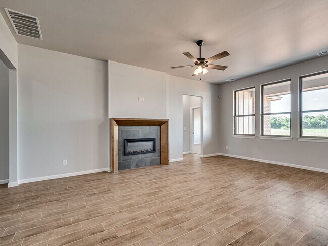 Building Photo - 11704 SW 48th St