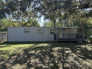 Building Photo - Completely remodeled 2 bedroom, 1.5 bath H...