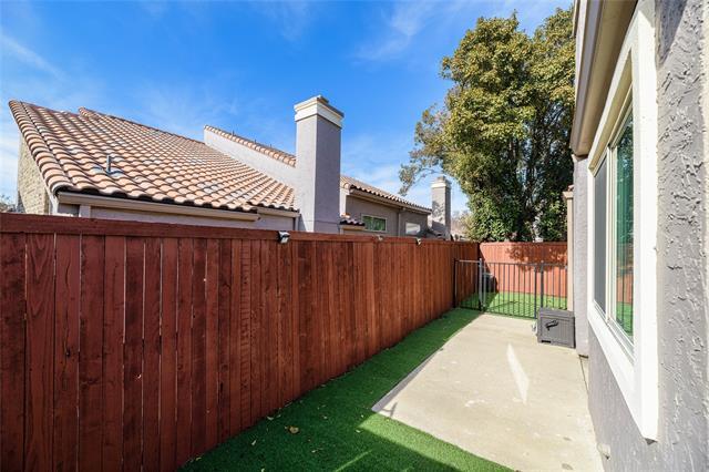 Building Photo - 4242 N Capistrano Dr
