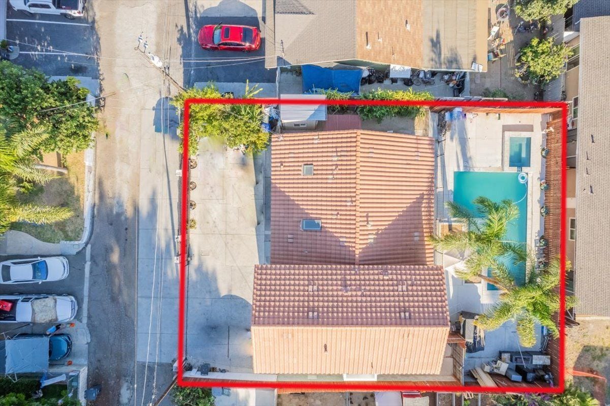 Building Photo - 330 Plaza De Benito Juarez