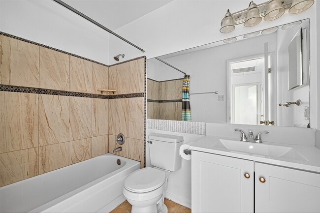 Building Photo - 3403 Hillstone Dr