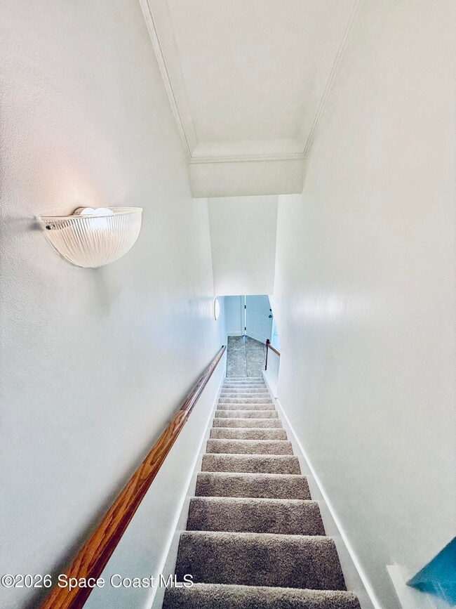 Building Photo - 860 Vignoles NE Ave