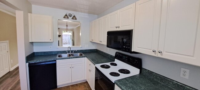 Building Photo - 4708 Brookwood Dr