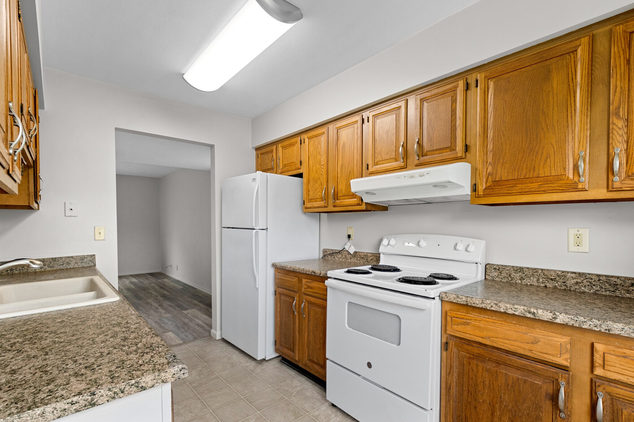 Building Photo - 6207 N Northmoor Ct