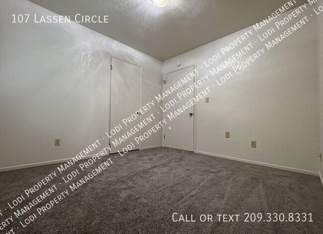 Building Photo - 107 Lassen Cir