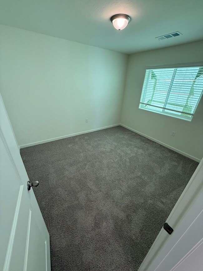 Building Photo - NEW Beautiful 3 Bedroom 2 Bath Home In Delano