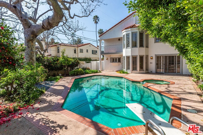 Building Photo - 158 S Anita Ave