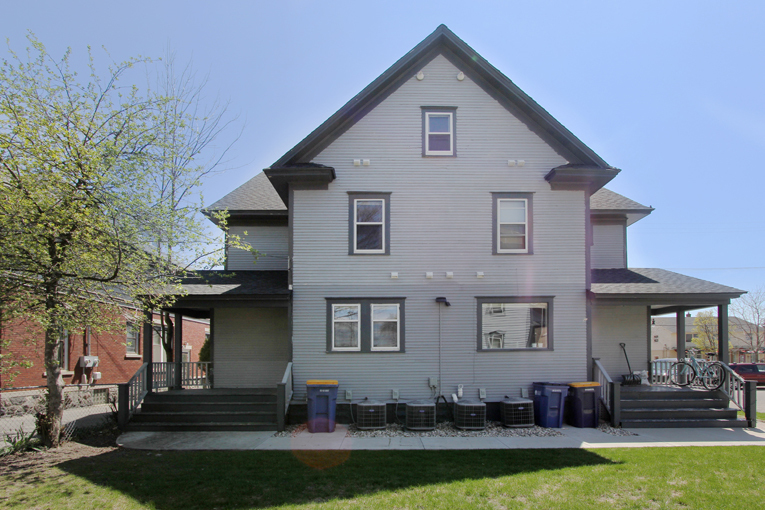 Building Photo - 845 -847 Cherry St SE