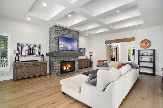 Building Photo - 28845 Countryside Dr