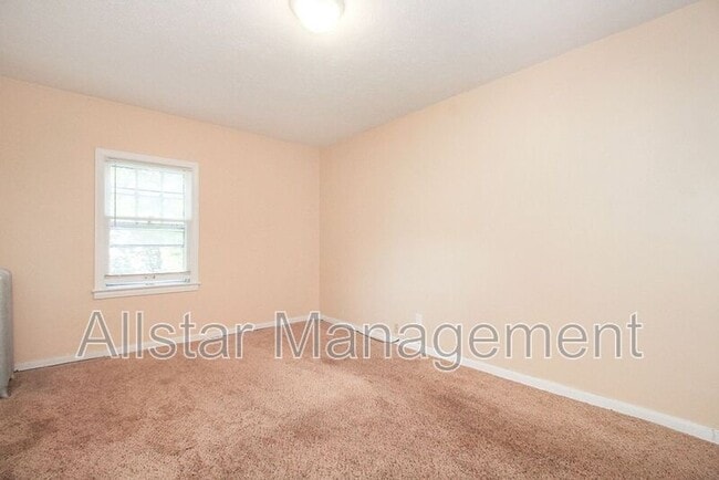 Building Photo - 2100 Cottage Grove Ave