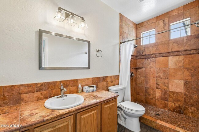 Building Photo - 2801 E Lindrick Dr