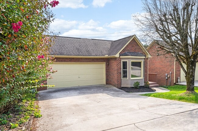 Building Photo - Fully Updated - Beautiful 3BR/2BA single-level home with a finished walk-out basement!