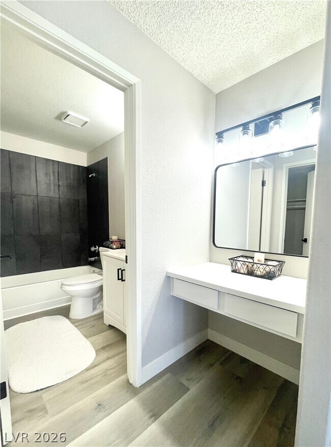 Building Photo - 5250 Mission Carmel Ln