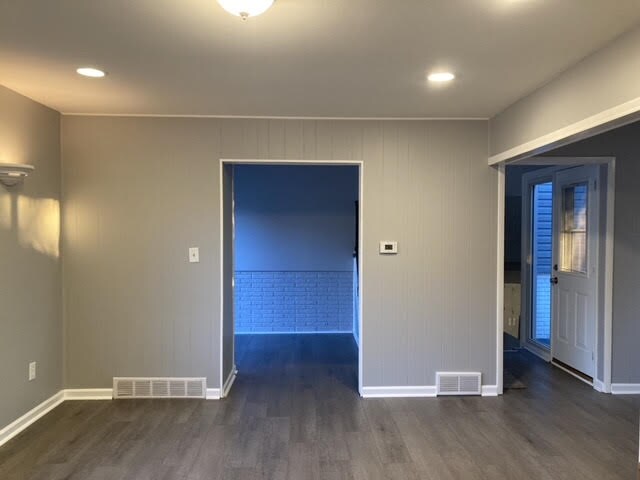 Building Photo - 9535 Terry St