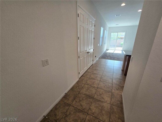 Building Photo - 4748 Ritual St