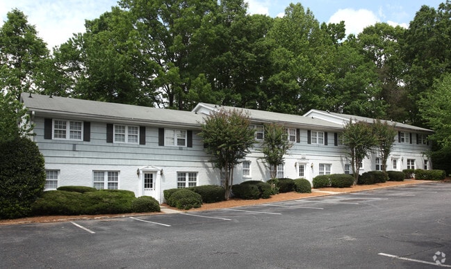 Building Photo - Cambridge Apartments