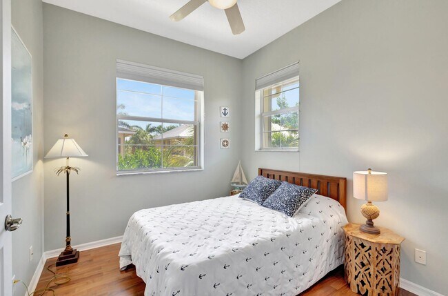 Building Photo - 4320 Blowing Point Pl