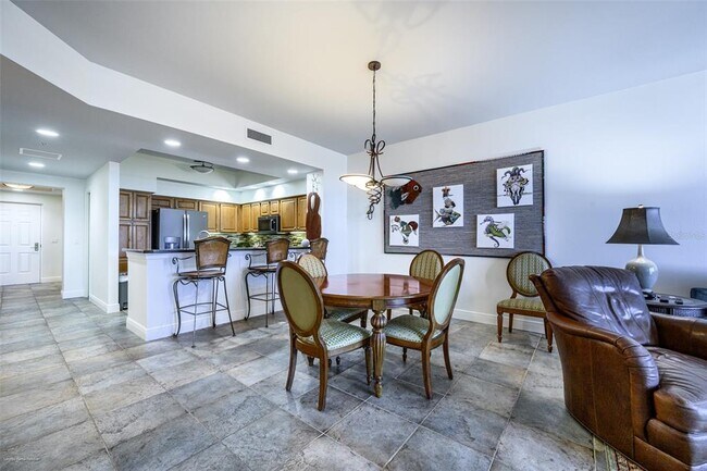 Building Photo - 3313 Sunset Key Cir