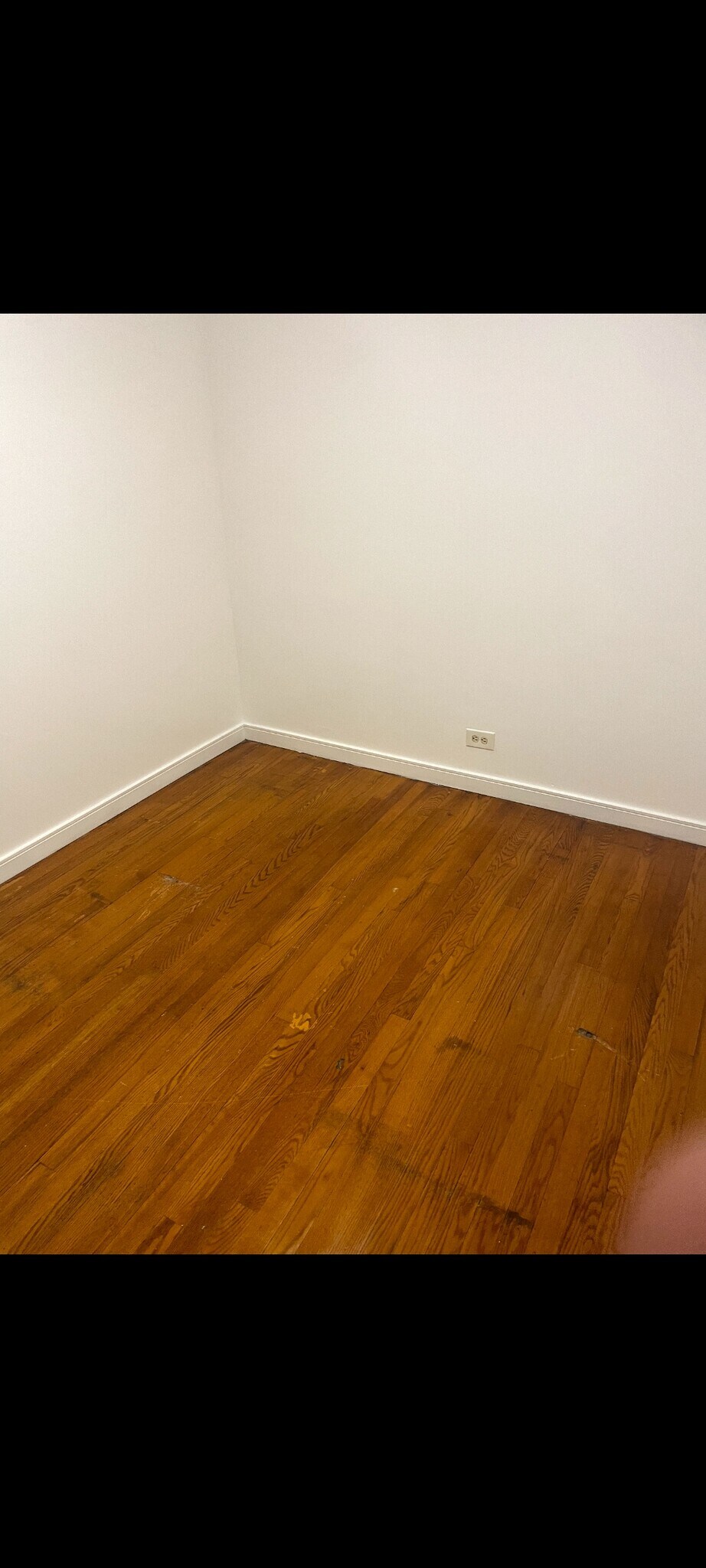 Building Photo - 8346 S Mackinaw Ave