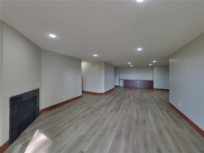 Building Photo - 11405 W Laketowne Dr