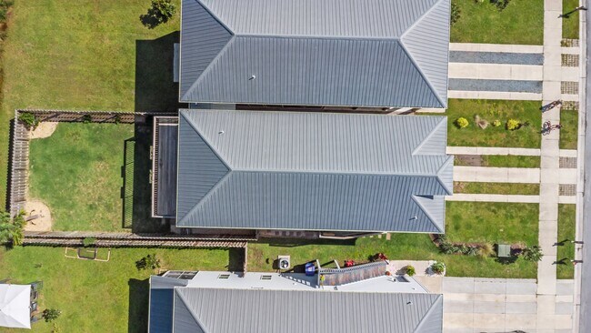 139 A James Ave - 139A James Ave
