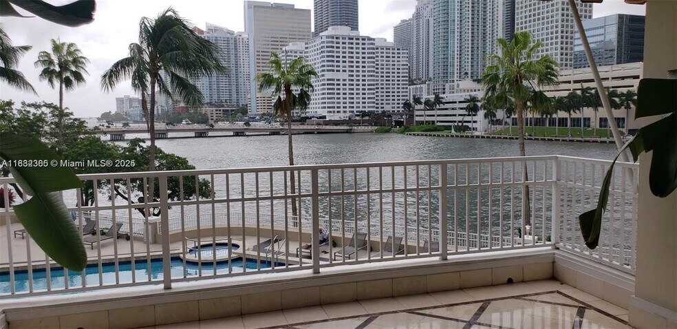 Building Photo - 701 Brickell Key Blvd