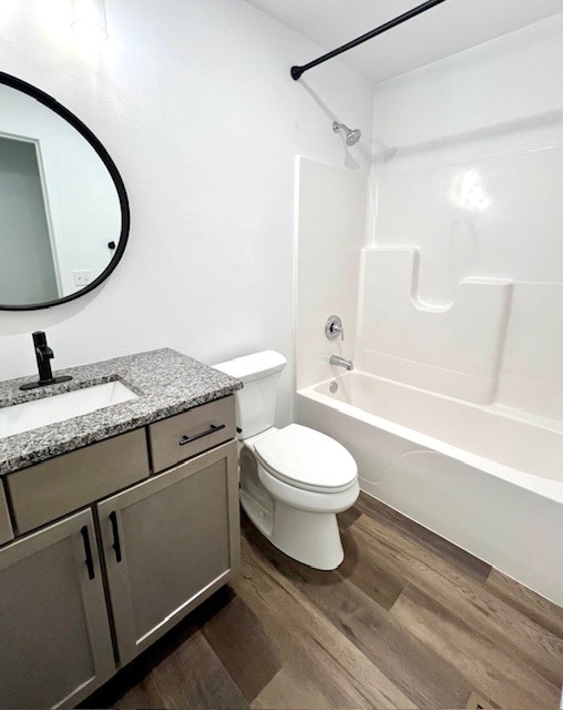 Hall Bath - 800 Hoffman Hills Blvd