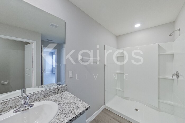 Building Photo - 8716 SW 44th Ct