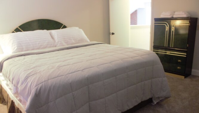 Upstairs Secondary Bedrooom - 9853 Salford Ln