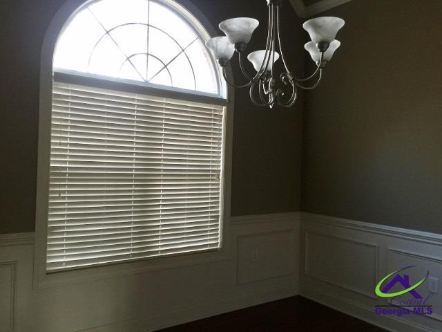 Building Photo - 260 Southland Station Dr