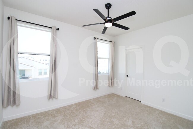 Building Photo - 3893 W Brass Ln