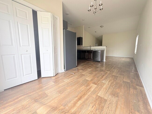 Building Photo - 6529 Rivers Bank Way