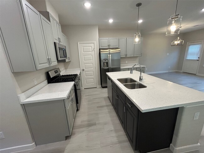 Building Photo - 1511 Revolution Way