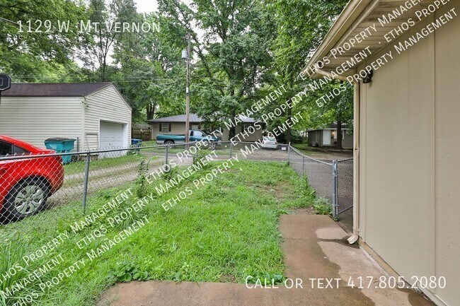 Building Photo - 1129 W Mt Vernon St