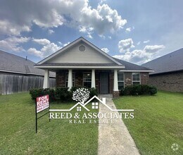 Building Photo - Just Minutes Away from DeSoto County Schools!