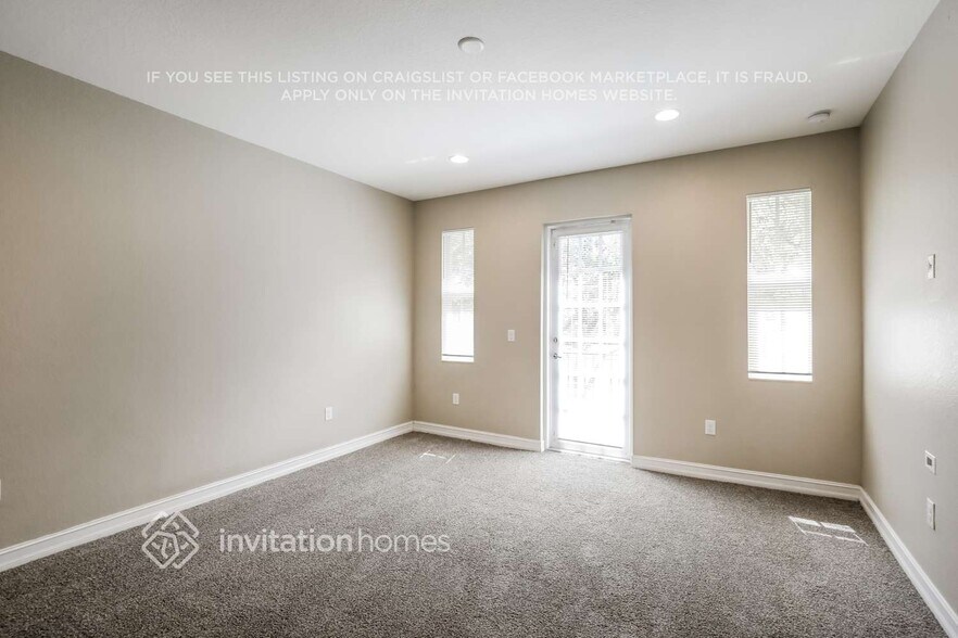 Building Photo - 6855 Julia Gardens Dr