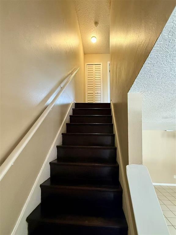 Building Photo - 3370 Cedar Springs Pl
