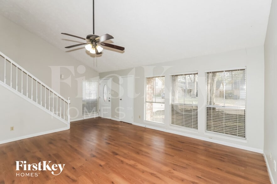 Building Photo - 3311 Birch Creek Dr