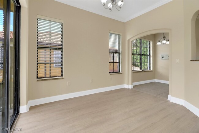 Building Photo - 1284 Verde Dr