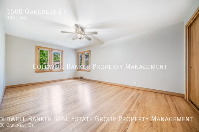 Building Photo - 1500 Oakcrest Ct