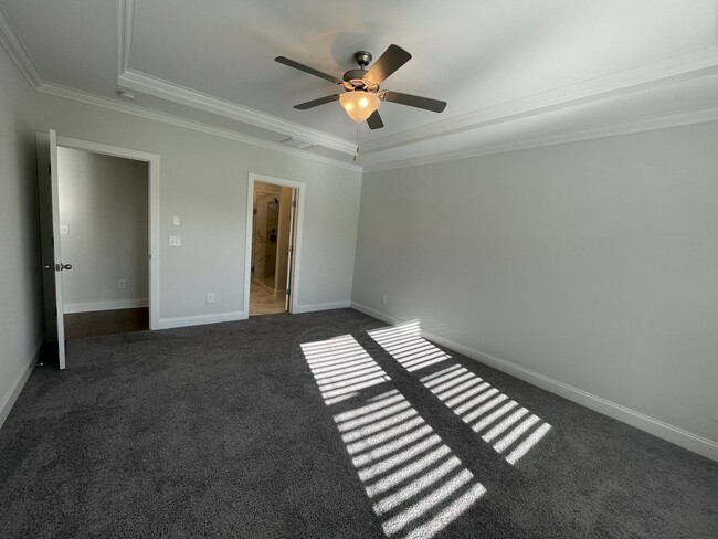 Building Photo - Beautiful home in Foxland Harbor