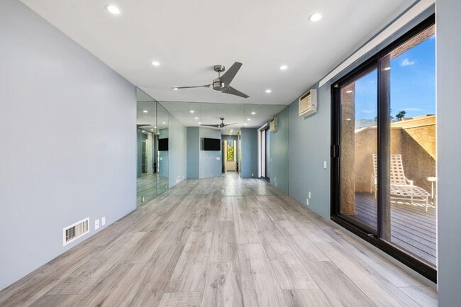 Building Photo - 73416 Irontree Dr