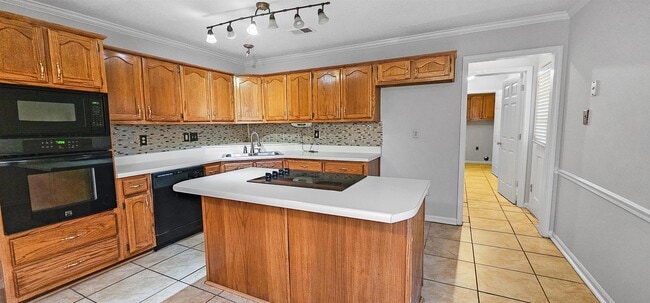 Building Photo - 4299 Gin Wade Cove