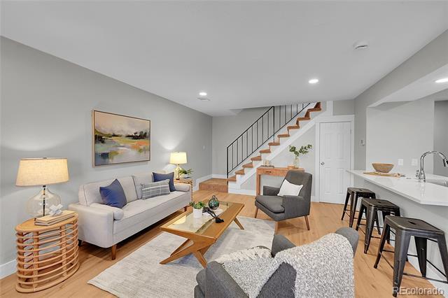 Building Photo - 7700 W Glasgow Pl